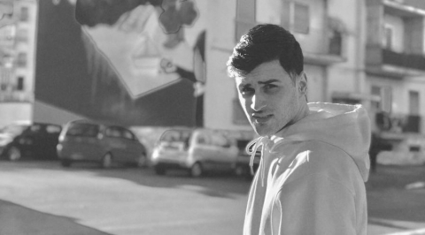 Benzo Diaz: �La mia trap diversa dalle altre, nei testi meno droga e pi� denuncia sociale�